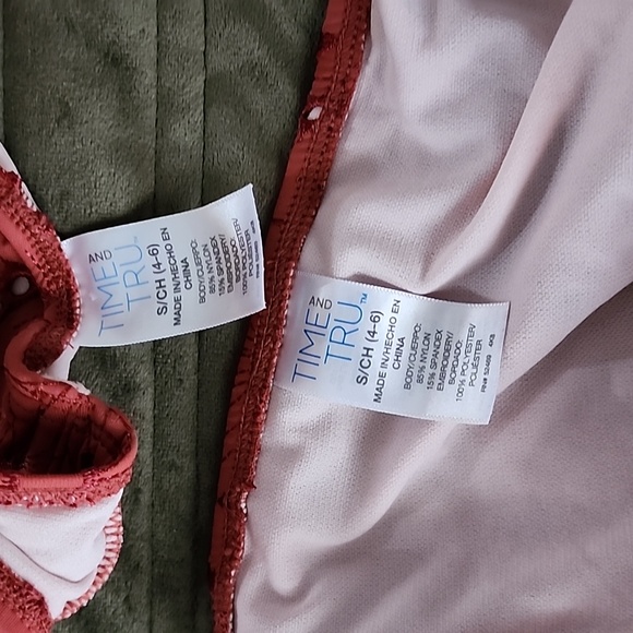 2 piece bikini - Picture 6 of 7